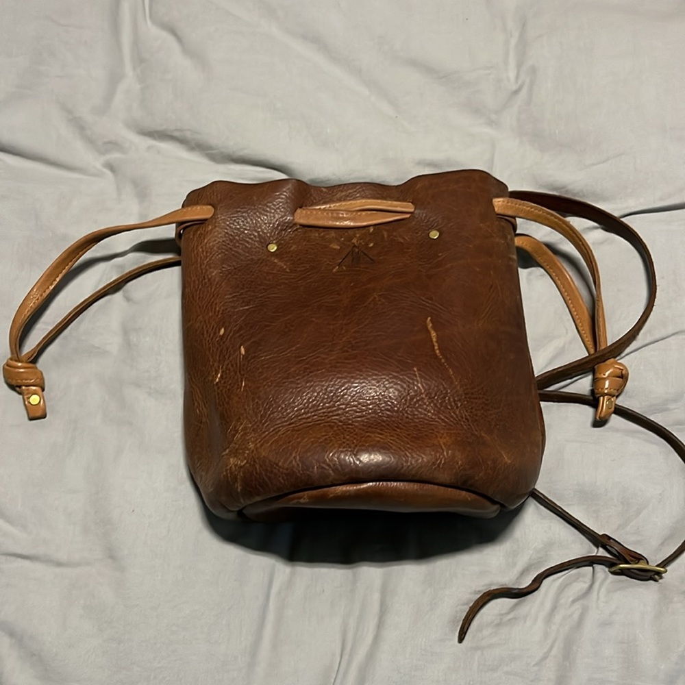 Vintage bucket bag